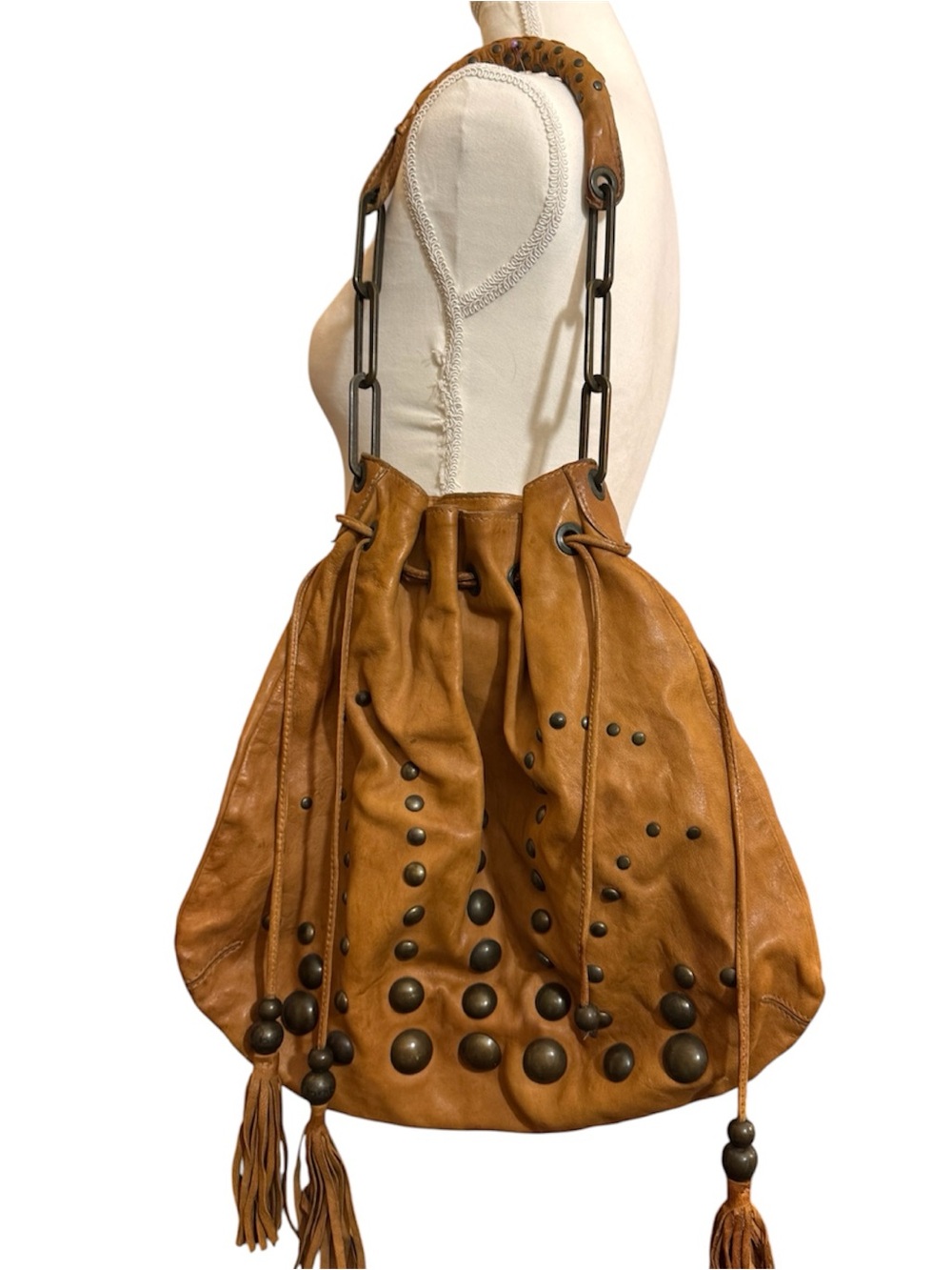 BEBE LEATHER BOHO DRAWSTRING BAG CAMEL STUDDED FRINGE MADE IN ITALY